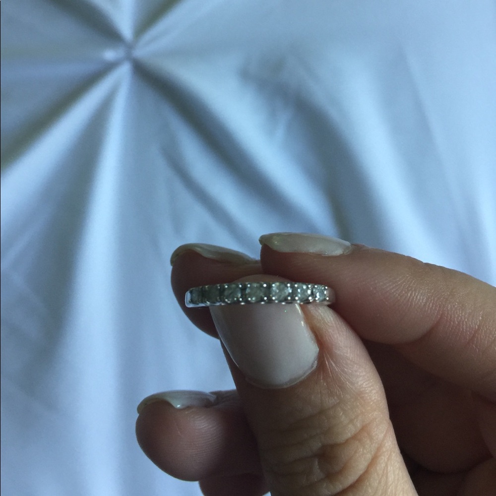 10k white gold diamond ring size 7